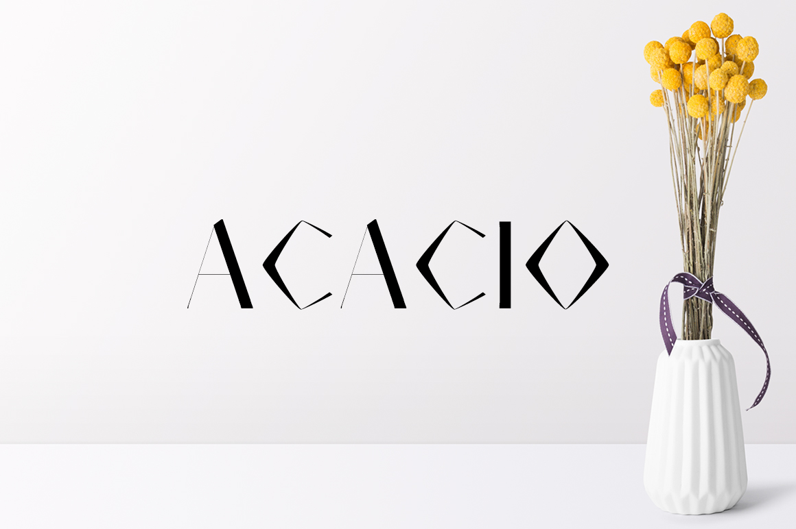 Acacio Typeface for Web Designers: A Bold, Whimsical Font